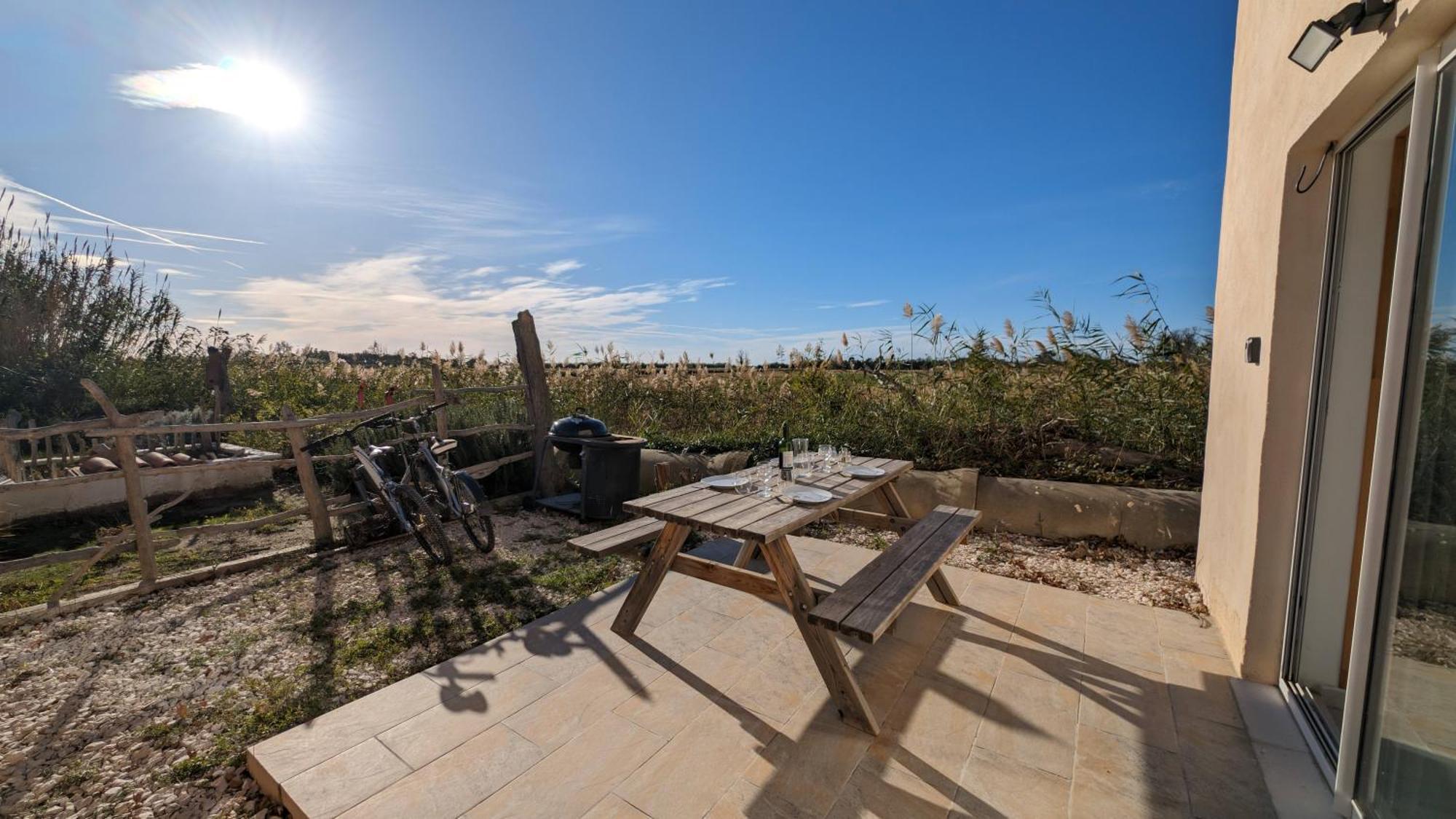 Appartement Au Coeur Des Rizieres Salin-de-Giraud Buitenkant foto